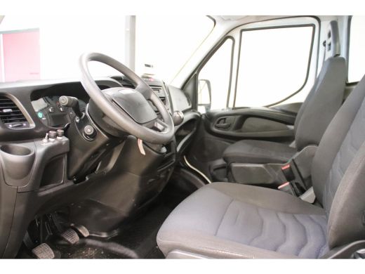 Iveco Daily 35S12 HOOGWERKER 13 METER LT130TB MET 3500 KG TREKVERMOGEN TREKHAAK ActivLease financial lease