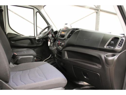 Iveco Daily 35S12 HOOGWERKER 13 METER LT130TB MET 3500 KG TREKVERMOGEN TREKHAAK ActivLease financial lease