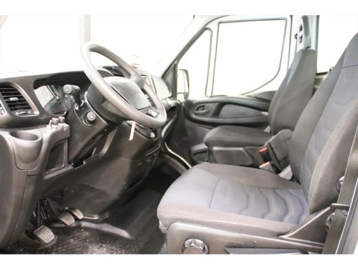 Iveco Daily 35S12 HOOGWERKER 13 METER LT130TB MET 3500 KG TREKVERMOGEN TREKHAAK ActivLease financial lease