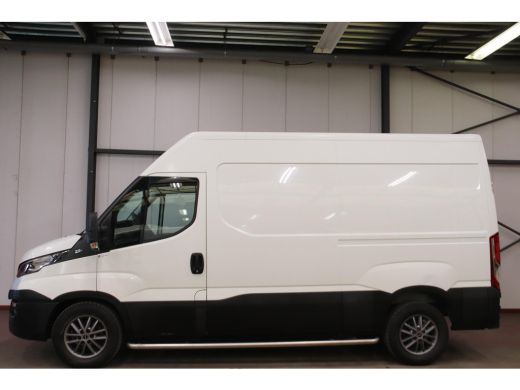 Iveco Daily 35S14V 2.3 L2H2 MET 3500 KG Trekvermogen ActivLease financial lease