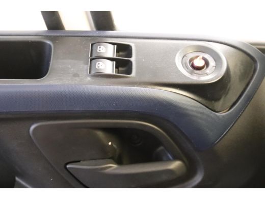 Iveco Daily 35S14V 2.3 L2H2 MET 3500 KG Trekvermogen ActivLease financial lease