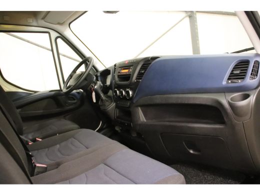 Iveco Daily 35S14V 2.3 L2H2 MET 3500 KG Trekvermogen ActivLease financial lease