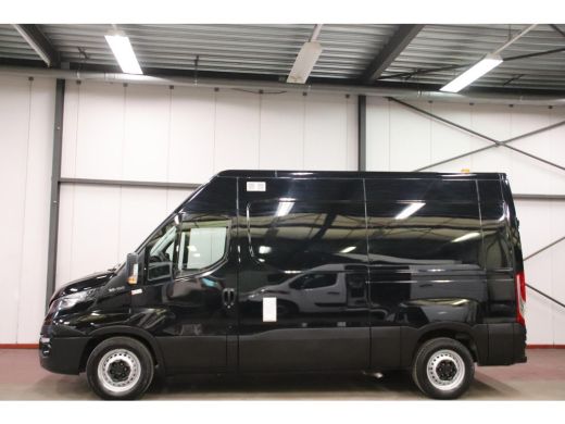 Iveco Daily 35S16V 2.3 L2H2 160 PK 3500 KG TREKVERMOGEN EURO 6 ActivLease financial lease