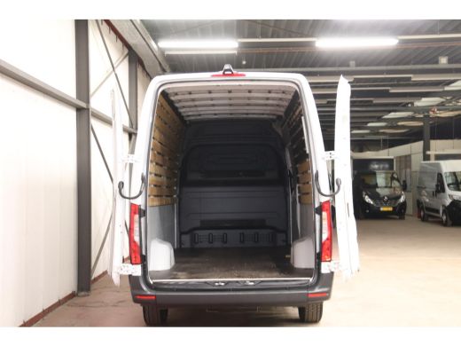 Mercedes Sprinter 315 1.9 CDI L3H2 AUTOMAAT ACHTERUITRIJCAMERA Mercedes-Benz Sprinter 315 1.9 CDI L4H2 ACHTERUIRIJC... ActivLease financial lease