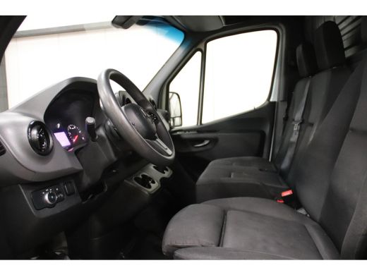 Mercedes Sprinter 315 1.9 CDI L3H2 AUTOMAAT ACHTERUITRIJCAMERA Mercedes-Benz Sprinter 315 1.9 CDI L4H2 ACHTERUIRIJC... ActivLease financial lease