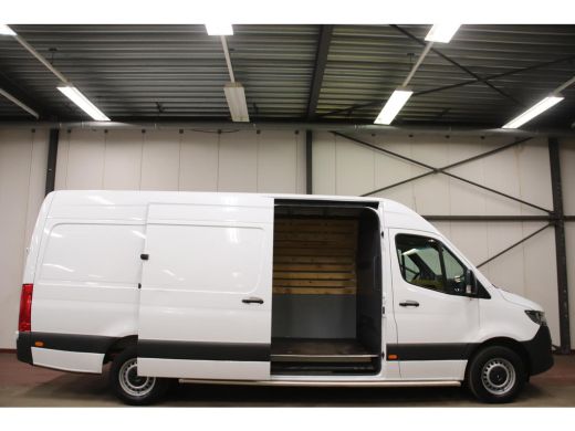 Mercedes Sprinter 315 1.9 CDI L3H2 AUTOMAAT ACHTERUITRIJCAMERA Mercedes-Benz Sprinter 315 1.9 CDI L4H2 ACHTERUIRIJC... ActivLease financial lease