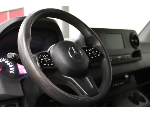 Mercedes Sprinter 315 1.9 CDI L3H2 AUTOMAAT ACHTERUITRIJCAMERA Mercedes-Benz Sprinter 315 1.9 CDI L4H2 ACHTERUIRIJC... ActivLease financial lease
