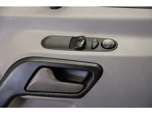 Mercedes Sprinter 316 2.2 CDI L3H2 LAADLIFT ActivLease financial lease