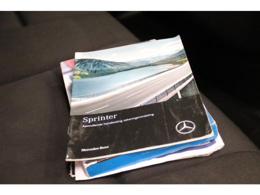 Mercedes Sprinter 316 L2H2 KOELWAGEN VRIESAUTO MET LAADKLEP EURO 6 ActivLease financial lease