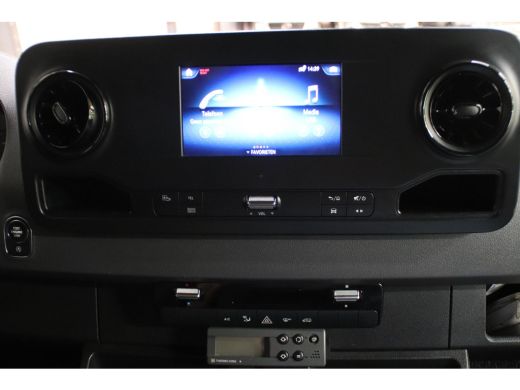 Mercedes Sprinter 316 L2H2 KOELWAGEN VRIESAUTO MET LAADKLEP EURO 6 ActivLease financial lease
