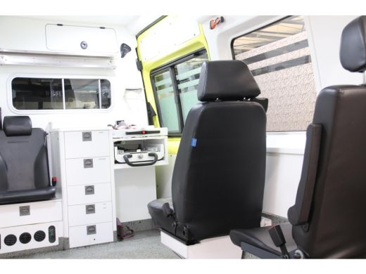 Mercedes Sprinter 319 CDI L2H2 AMBULANCE AUTOMAAT Mercedes-benz Sprinter 319 CDI L2H2 AMBULANCE AUTOMAAT Euro 6 Zie... ActivLease financial lease