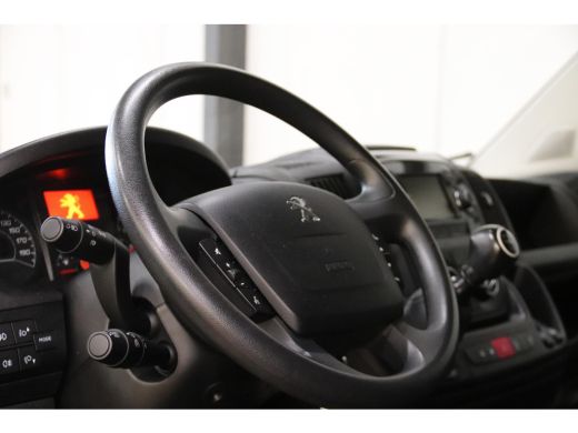 Peugeot Boxer 2.2 BlueHDi 140PK L4H3 AIRCO CRUISE CONTROL ActivLease financial lease