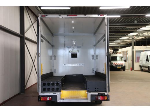 Renault Master 170PK AUTOMAAT LOWLINER VERKOOPWAGEN FOODTRUCK ActivLease financial lease