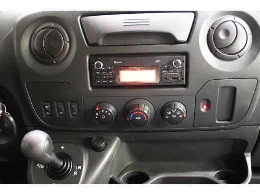 Renault Master 170PK AUTOMAAT PAARDENWAGEN LOWLINER VERKOOPWAGEN ActivLease financial lease