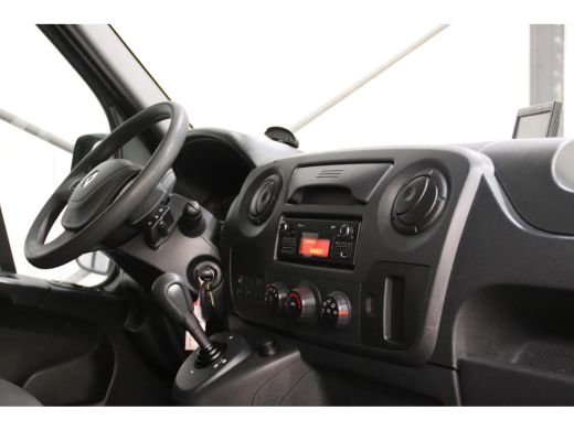 Renault Master 170PK AUTOMAAT PAARDENWAGEN LOWLINER VERKOOPWAGEN ActivLease financial lease