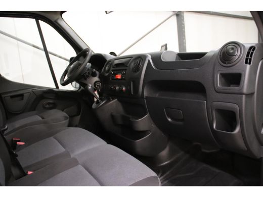 Renault Master 170PK AUTOMAAT PAARDENWAGEN LOWLINER VERKOOPWAGEN ActivLease financial lease