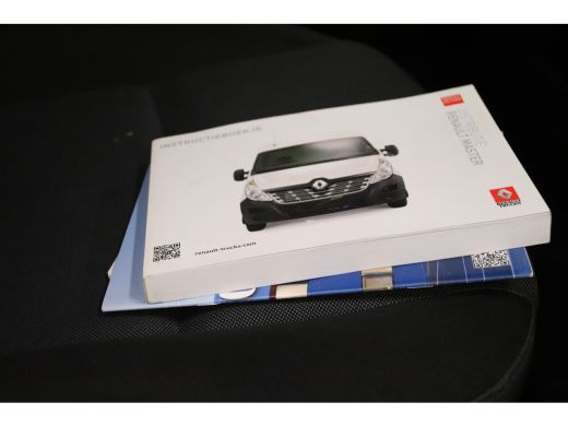 Renault Master 170PK AUTOMAAT PAARDENWAGEN LOWLINER VERKOOPWAGEN FOODTRUCK ActivLease financial lease