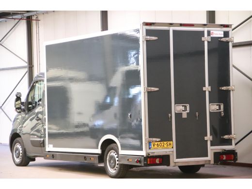 Renault Master 170PK AUTOMAAT PAARDENWAGEN LOWLINER VERKOOPWAGEN FOODTRUCK ActivLease financial lease
