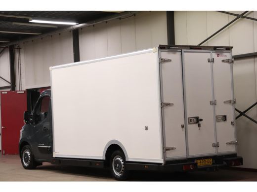 Renault Master 2.3 dCi 145PK LOWLINER MET TREKHAAK ActivLease financial lease