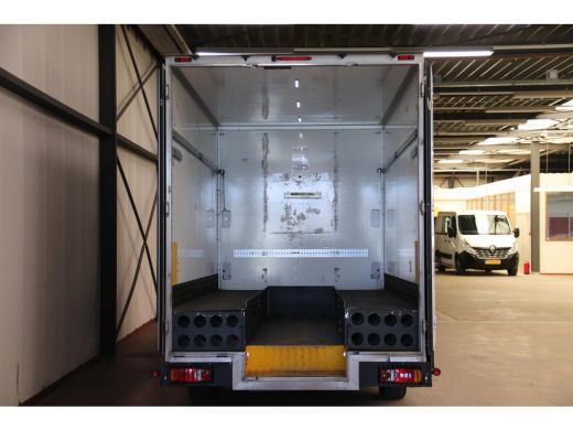 Renault Master 2.3 dCi 170PK AUTOMAAT LOWLINER VERKOOPWAGEN ActivLease financial lease