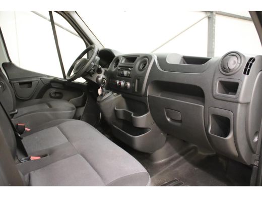 Renault Master 2.3 dCi BAKWAGEN met 1022KG laadvermogen en laadklep Meubelbak ActivLease financial lease