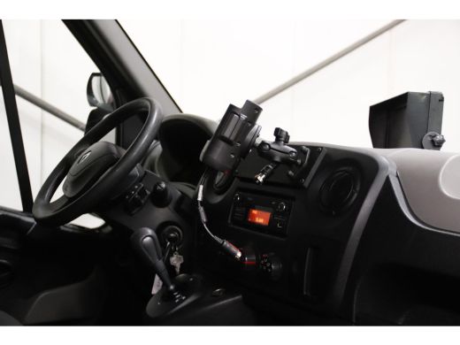 Renault Master T35 2.3 dCi 170PK AUTOMAAT PAARDENWAGEN LOWLINER VERKOOPWAGEN ActivLease financial lease