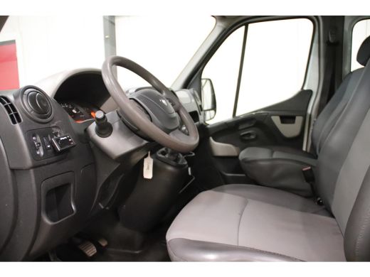 Renault Master T35 2.3 dCi L2H2 DUBBEL CABINE TREKHAAK ActivLease financial lease