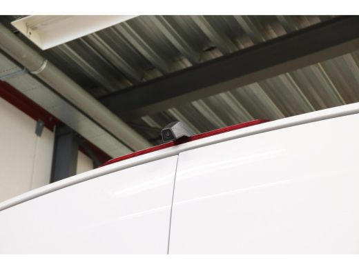 Volkswagen Crafter 35 2.0 TDI 140PK L3H3 (oude L2H2) EURO 6 ActivLease financial lease