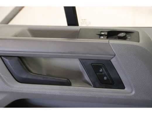 Volkswagen Crafter 35 2.0 TDI 140PK L3H3 (oude L2H2) EURO 6 ActivLease financial lease