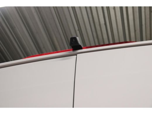 Volkswagen Crafter 35 2.0 TDI 140PK L3H3 (oude L2H2) EURO 6 ActivLease financial lease