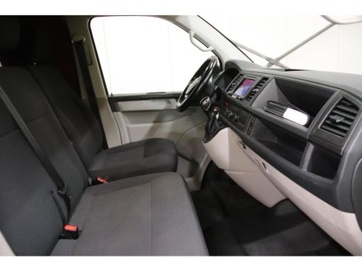 Volkswagen Transporter 2.0 TDI L2H1 DSG AUTOMAAT TREKHAAK ActivLease financial lease