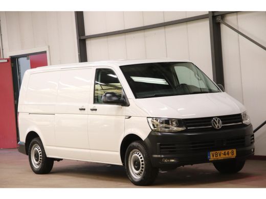 Volkswagen Transporter 2.0 TDI L2H1 DSG AUTOMAAT TREKHAAK ActivLease financial lease