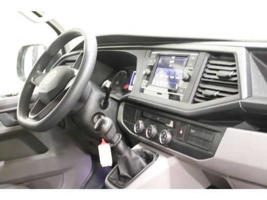 Volkswagen Transporter 2.0 TDI L2H1 EURO 6 ACHTERUITRIJCAMERA ActivLease financial lease