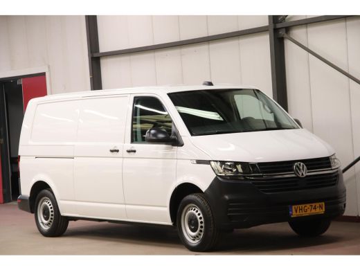 Volkswagen Transporter 2.0 TDI L2H1 EURO 6 ACHTERUITRIJCAMERA ActivLease financial lease