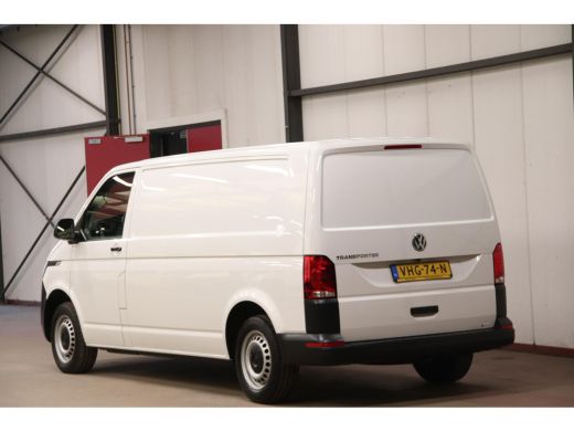 Volkswagen Transporter 2.0 TDI L2H1 EURO 6 ACHTERUITRIJCAMERA ActivLease financial lease