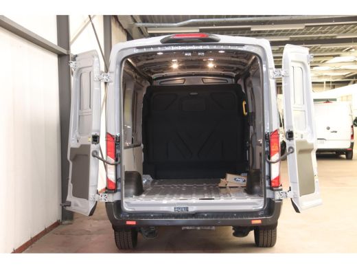 Ford E-Transit L3H2 Trend 68 kWh ELEKTRISCH NAVIGATIESYSTEEM Ford Transit L3H2 Trend 68 kWh ELEKTRISCH NAVIGATIE... ActivLease financial lease