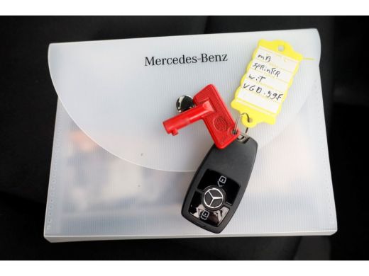 Mercedes Sprinter 314 CDI 143pk E6 Bakwagen met laadklep en zijdeur L440 1030kg laadverm. 06-2020 ActivLease financial lease