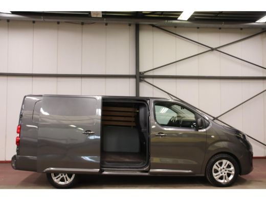 Opel Vivaro 2.0 CDTI 150PK L3H1 EURO 6 Opel Vivaro 2.0 CDTI L3H1 Innovation ActivLease financial lease