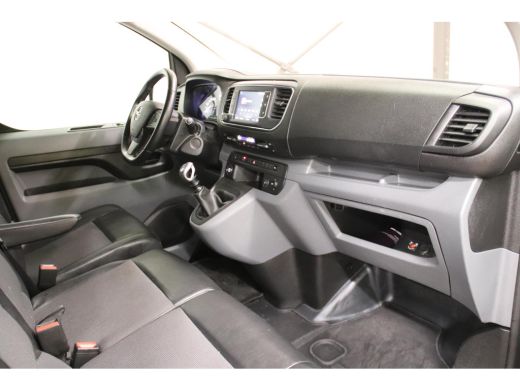 Opel Vivaro 2.0 CDTI 150PK L3H1 EURO 6 Opel Vivaro 2.0 CDTI L3H1 Innovation ActivLease financial lease