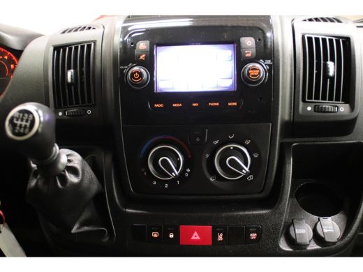 Peugeot Boxer 140 PK L2H2 ACHTERUITRIJCAMERA EURO 6 ActivLease financial lease