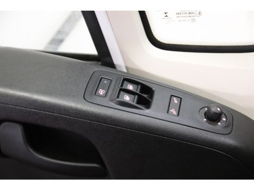 Peugeot Boxer 435 2.2 BlueHDi Financial Lease 395 euro per maand ActivLease financial lease