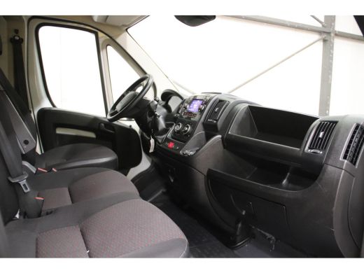 Peugeot Boxer 435 2.2 BlueHDi Financial Lease 395 euro per maand ActivLease financial lease