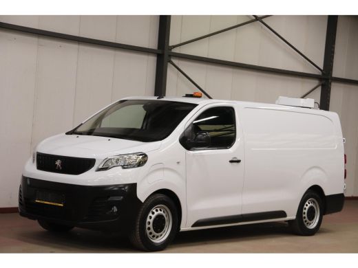 Peugeot e-Expert LANG L3 MET werkplaatsinrichting Peugeot e-Expert LANG L3 MET werkplaatsinrichting