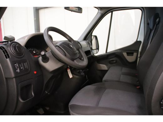 Renault Master 2.3 KOELWAGEN BAKWAGEN LOWLINER ActivLease financial lease