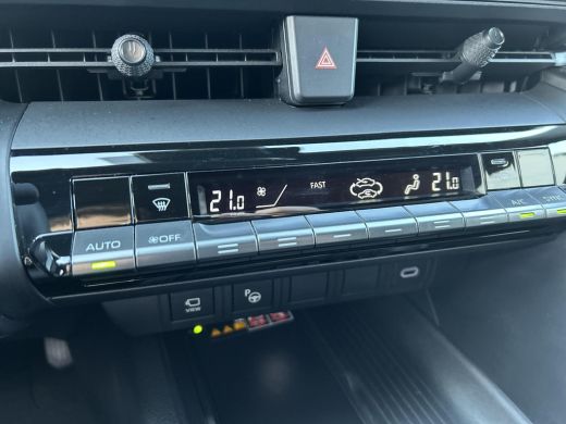 Toyota C-HR 1.8 Hybrid 140 First Edition ActivLease financial lease