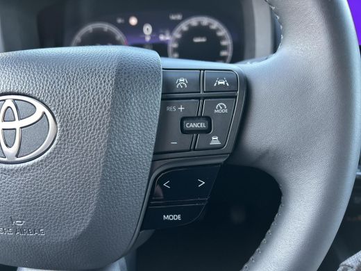 Toyota C-HR 1.8 Hybrid 140 First Edition ActivLease financial lease