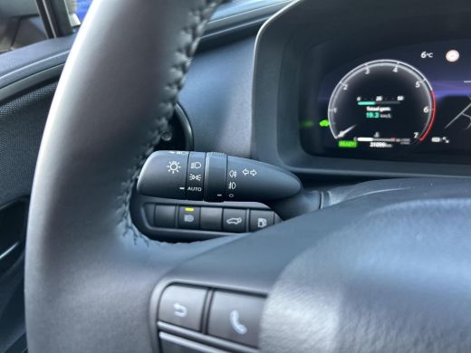 Toyota C-HR 1.8 Hybrid 140 First Edition ActivLease financial lease