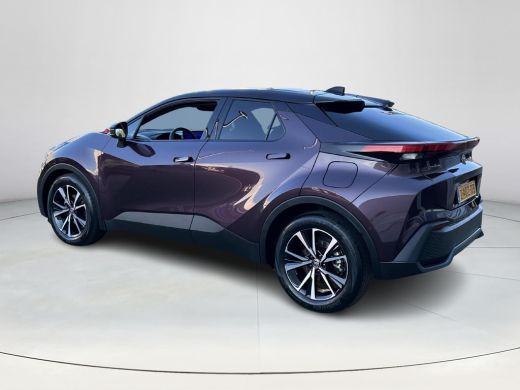 Toyota C-HR 1.8 Hybrid 140 First Edition ActivLease financial lease