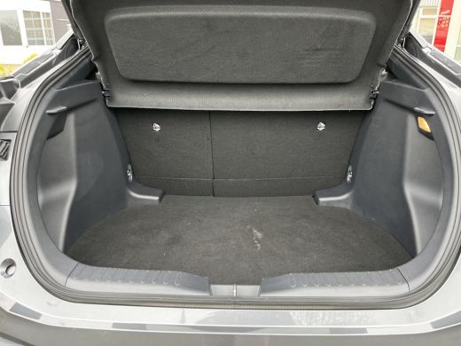 Toyota C-HR 1.8 Hybrid 140 First Edition | Navigatie | Camera's rondom | Electrische achterklep | Parkeersens... ActivLease financial lease