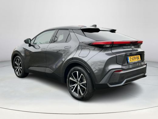 Toyota C-HR 1.8 Hybrid 140 First Edition | Navigatie | Camera's rondom | Electrische achterklep | Parkeersens... ActivLease financial lease
